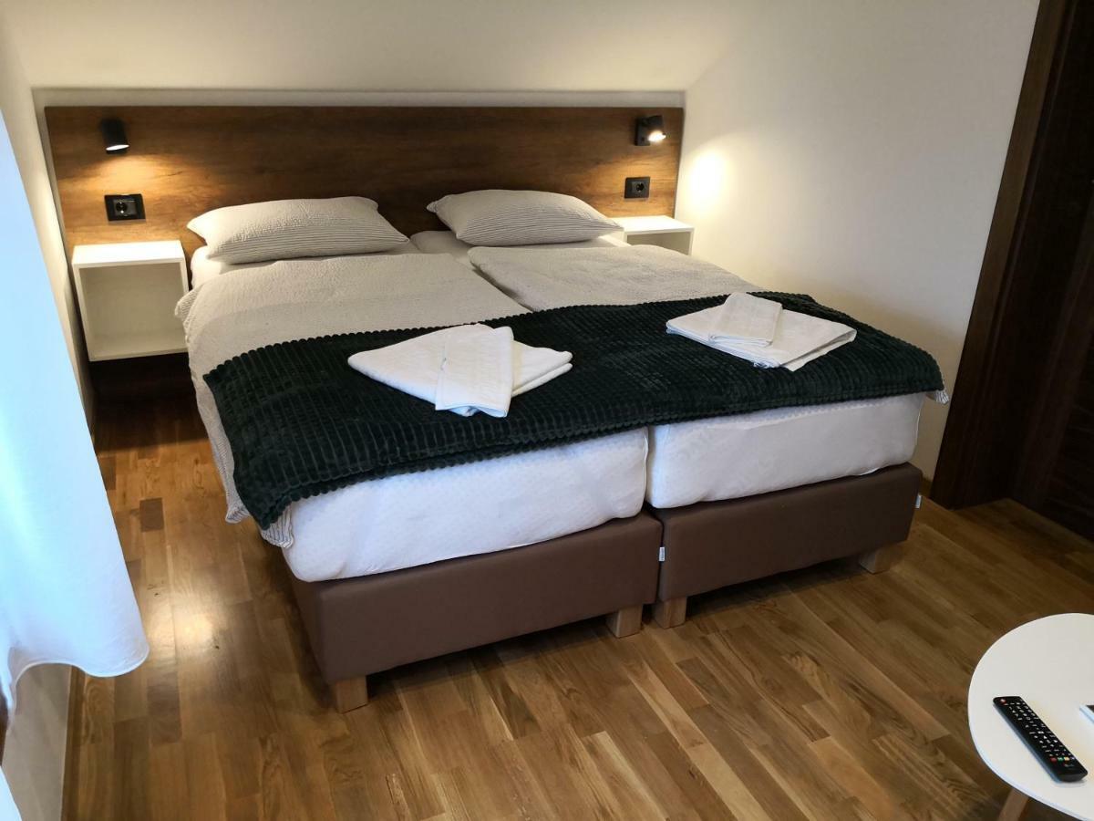 Accommodation Plitvice Korenica Exterior photo